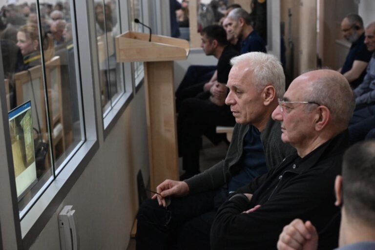 f5f5e874-ee89-4d6c-90d9-ca1074a165d9