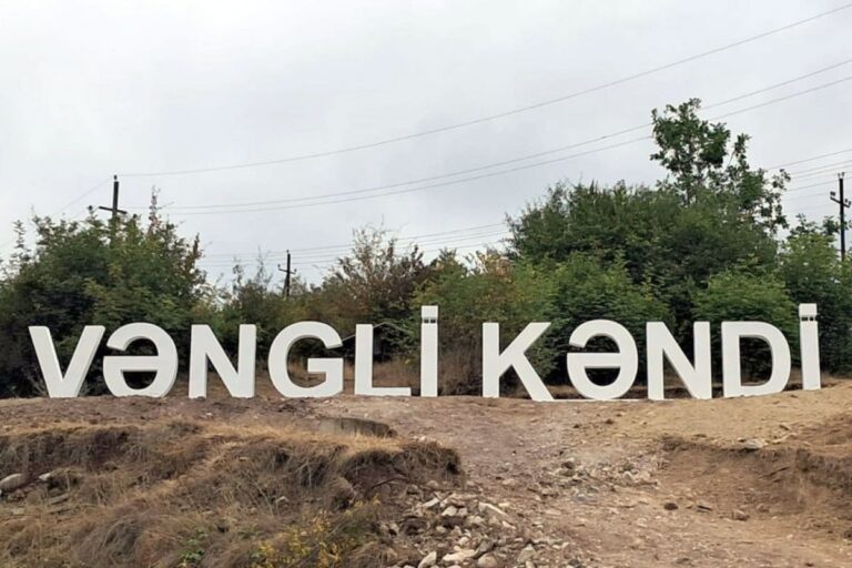 17618121904664111569031edea04f0