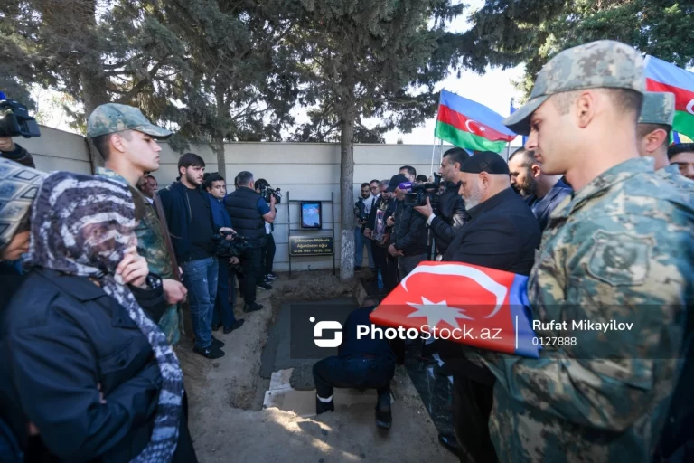 9pVff0BVpHqJMiwW1eQHkUipW8WwjxNaQ46Db0IM_1200