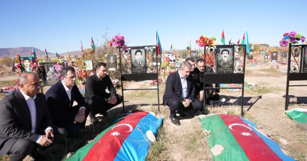 1762077614151278212569072bae89537