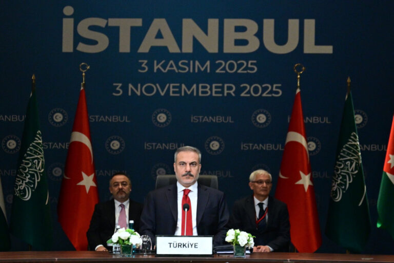 6908b737001c16908b737001c217621788716908b737001bf6908b737001c0