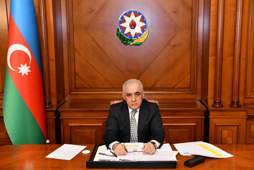 8d5d0795-2957-39ec-99a0-4b2b04d2689a_825