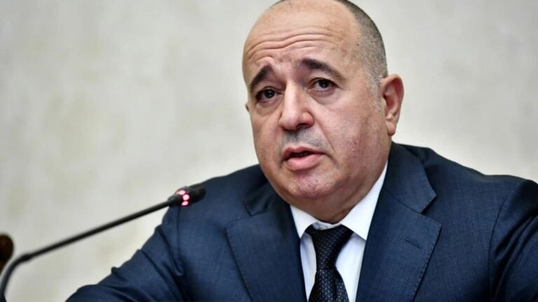 90f21334-6e34-40b8-82cc-29f3c0c167be