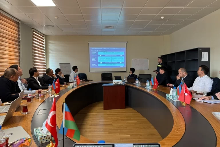 AvOnVmxSubMt5wZmACLNkUGTrR2oVMyJgHktFXQp_825