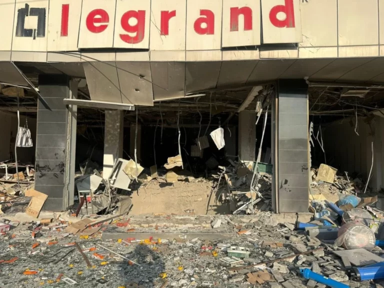 F1RjSIU86lbPdBuXesQqaOIho13V7drVwSAPBbCs_1200