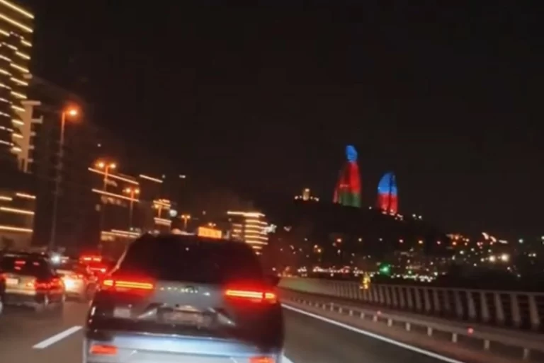 OKJCLSX1sdHhJwC290KJTYCqsmgPlLAR2ly0jnEs_825