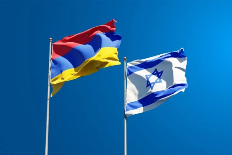 Q5G9SgOTUJ31AaUYkgDTHOPahGHJ4ToonmvyRX7e_825