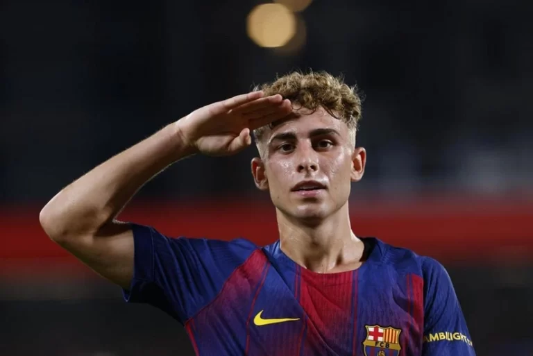 QM0VjDFDSqyAy4AOLeWMZ93KhQo7d6aWSLc0uL15_825