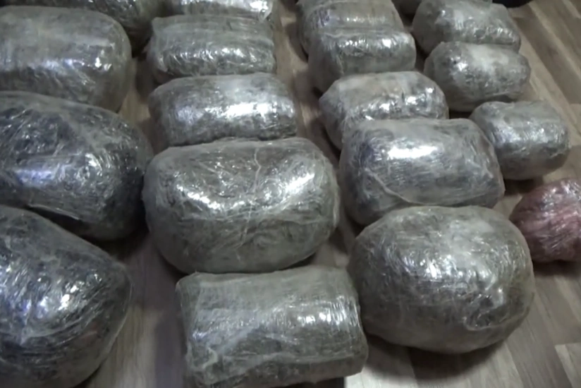 XxhsYx7MvKKeGPB386Xd6JK5X1syMGeeaOnNAxpV_825