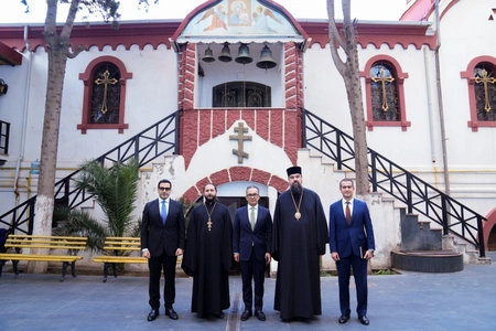 Xz56gEOWjI1Lw2PfrWlmUQauwy5rjDFHTcBJi2iJ_450