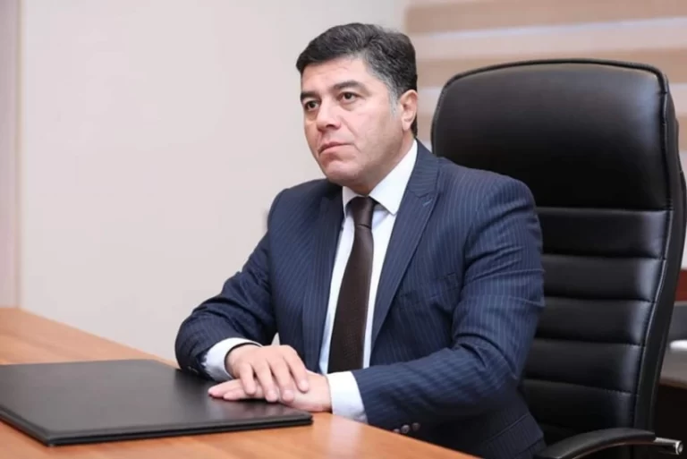 faAxa3TAfn60Bo9K5Xc1u2MlpnVuXcE2QmUuJftQ_825