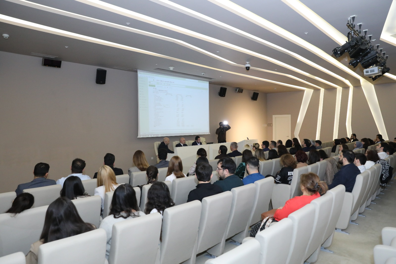 1765627181489-xoby6fnbab