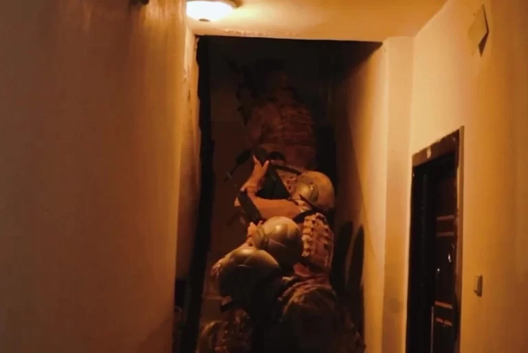 9pqQBniHjjJLmDI76xFIfLOlVNMXbNiZfcmU2Y5C_825