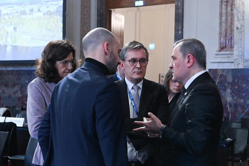 FmRofW7jjvWikLQLQ1uM6efUpPhcxUDNLFX0uV0f_825 (1)