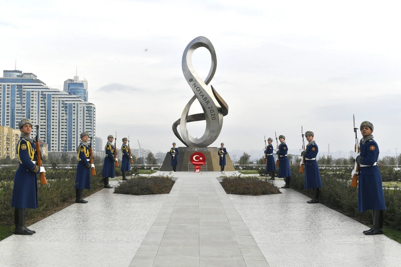 LDYp9USe0duxJek3D5WKnWaxeJz0H2UwsowFwIi8_825