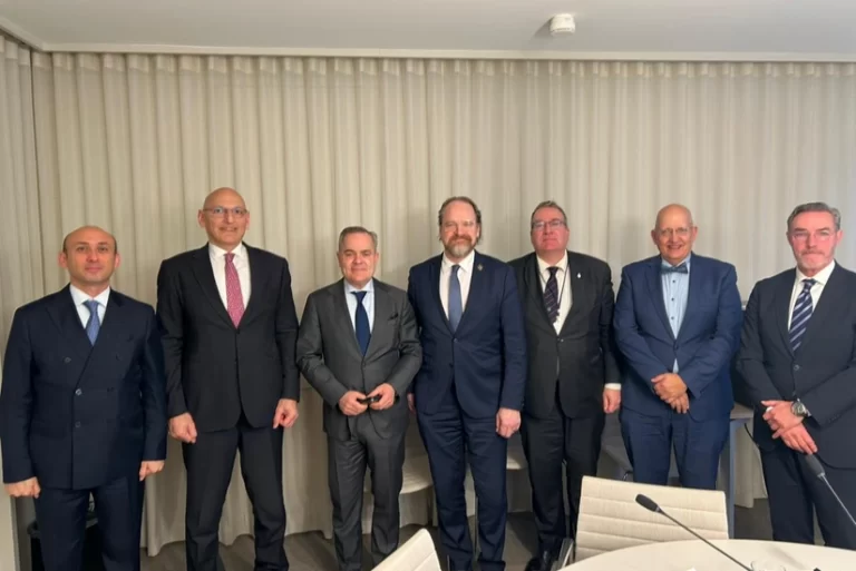 SBGbDlT4pU6FighBHfmye5B2wgiU2mDiC1GNgDEQ_825