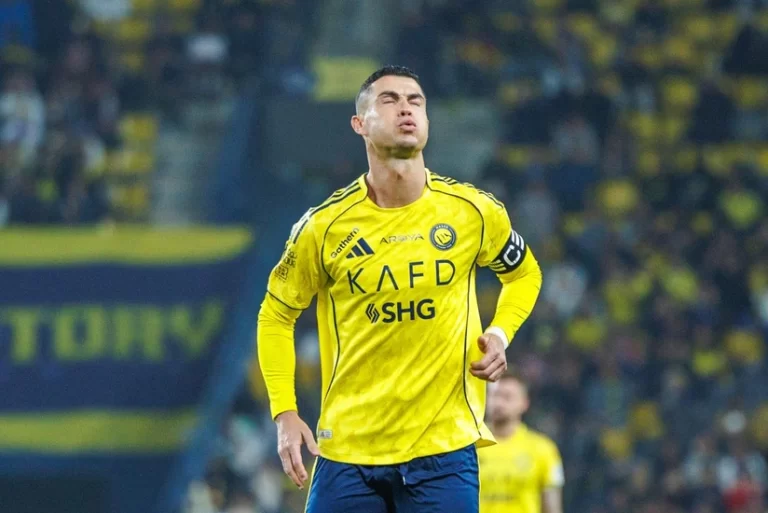 V49Xnvli388UEkdF06GId8i734ZQHaDEf5PxaidA_825