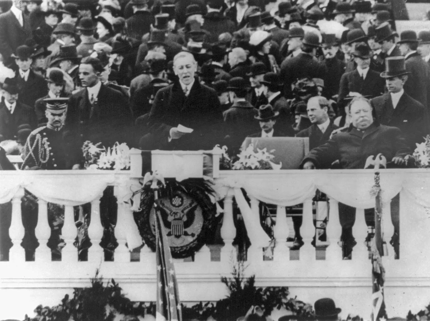 Woodrow-Wilson-Pres-portico-inauguration-US-Capitol-March-4-1913