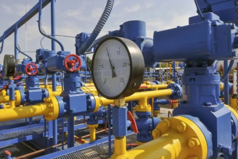 ceea4605-0355-3499-a53c-001eb5041848_825 (1)