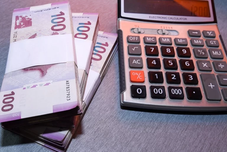 d443bbc5-d812-3471-bbbd-5890cf6743dd_825