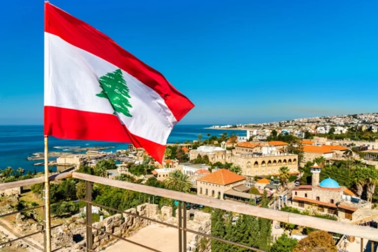 mPYbMjJsQjhVeaoFfGZCJss9GVXCeRlOJevwwnwB_825