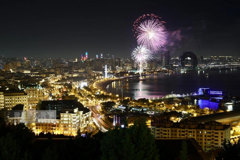 y5G0BvOZJ0ByxXV2gnV7IvBh5H25gxbBthkxQt4G_825 (1)