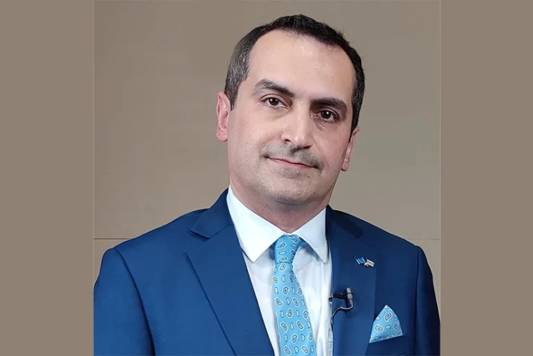 ywyCFKBS7YZljuZPxJADk8uXXn4YbGFLxcAIjZ62_825