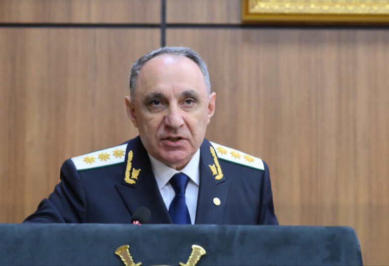 17682893184598974626965f4263382b