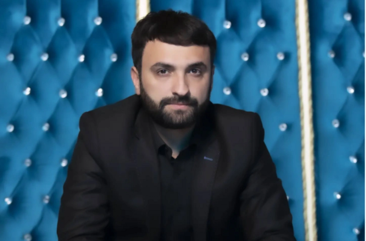 1769861303332419806697df0b7e4038