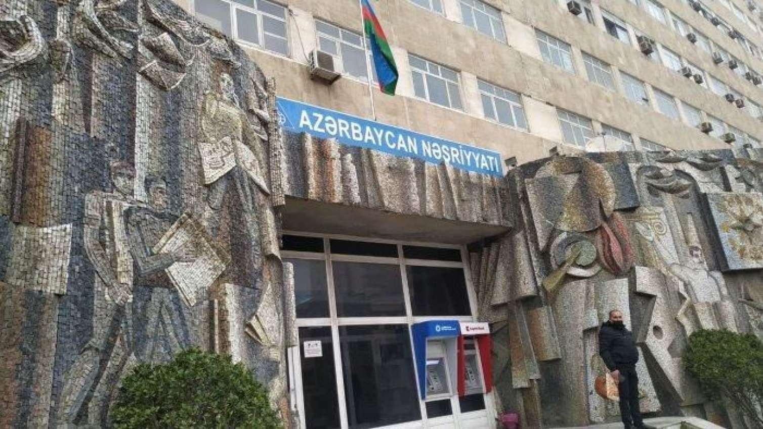 2025-11-04-13-13-55SJp6uHFh5foYcDuOHhr2_file