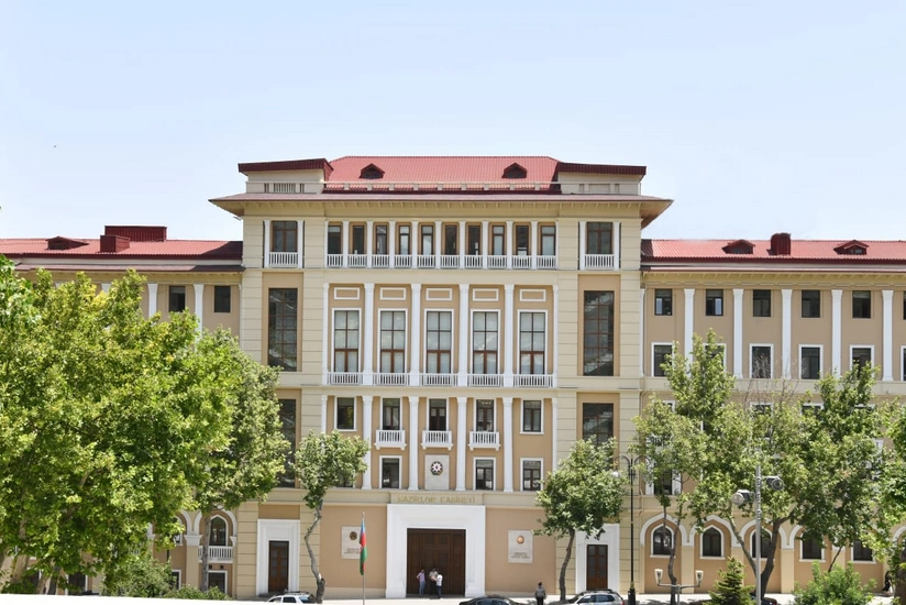 54420d05-4262-39a0-a78a-00fb0122b14b_825