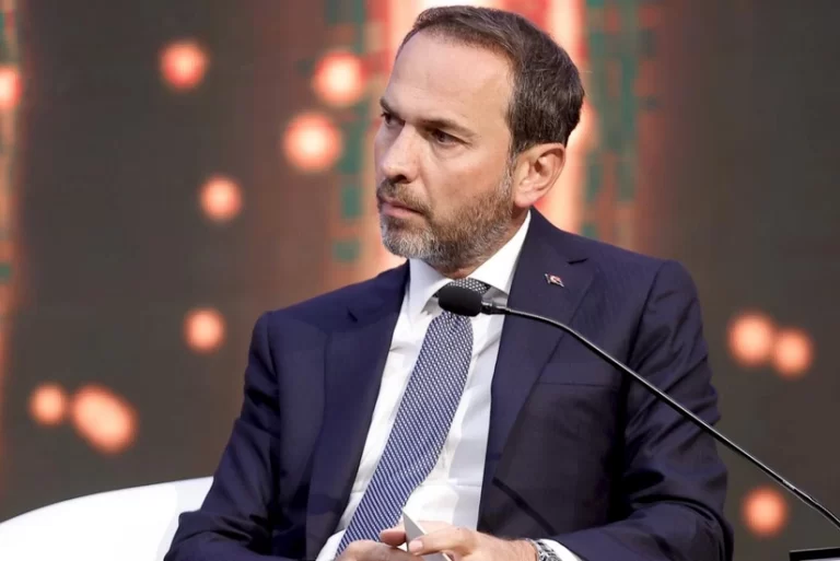 5498344a-c8c3-30c3-92e4-b8ea35a8f416_825