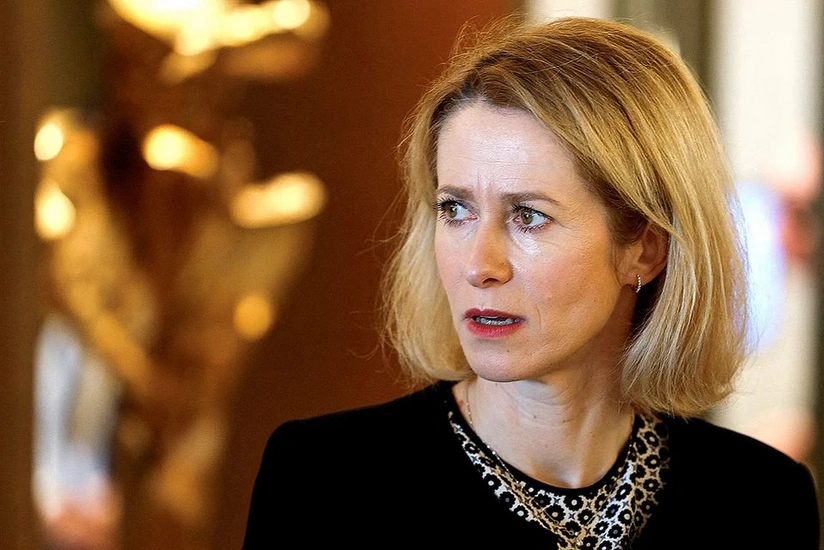 5889e957-7567-3860-b33f-1b956dfd274e_825