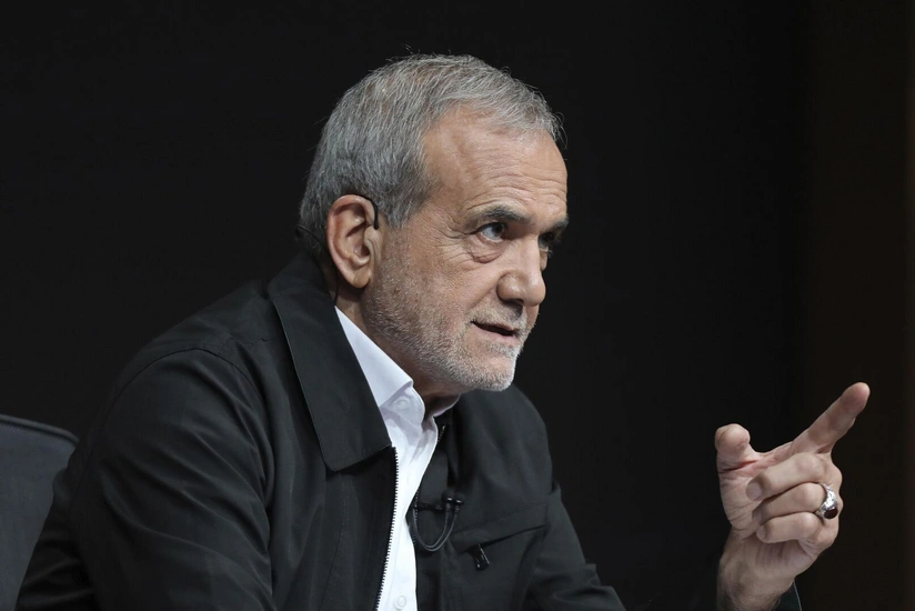 6f1cddc5-a1ae-355c-a8ee-1fc5ed29a80f_825