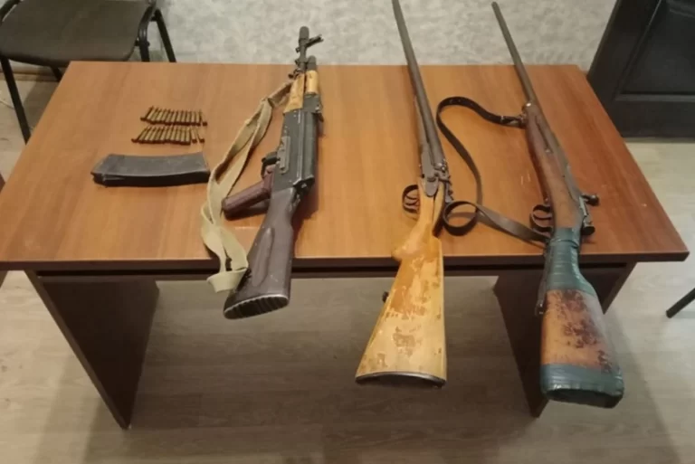 857415ad-a1ef-34b4-a858-8ee34f31d4b0_825