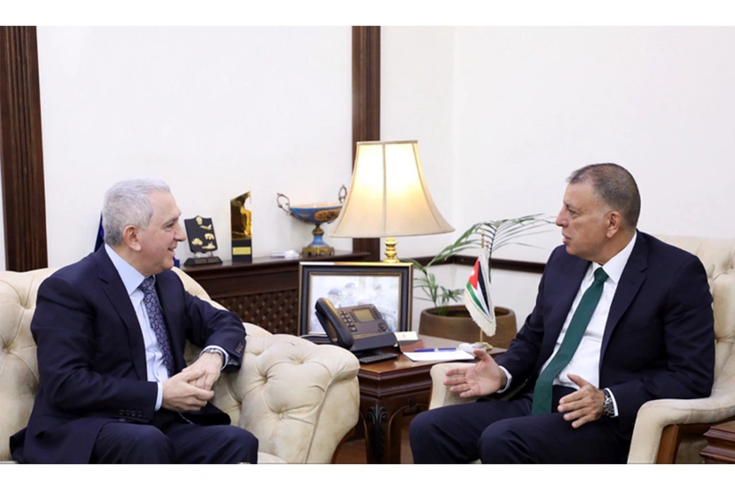 AFs50ya9RYTjZFOBclx6UOOLcEDlRDq1nc7J8A2t_825 (1)