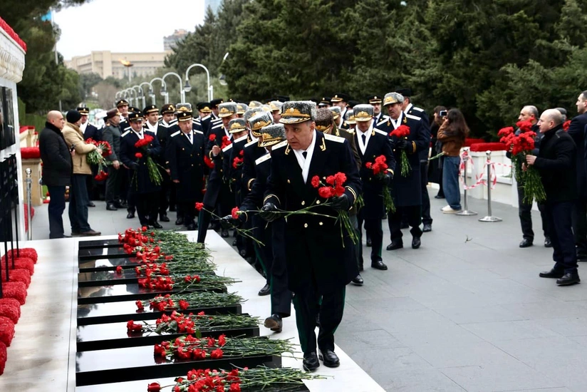 BklyCpsyQlX5IdlpP17QqGqfHEcjT7JGK0GzyQ6y_825