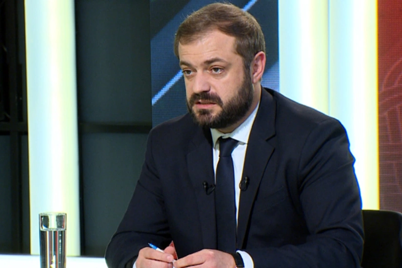 CbB9GW6AsdMZPDuc08OiEPd5I83q2rUwbt2hdU9U_825