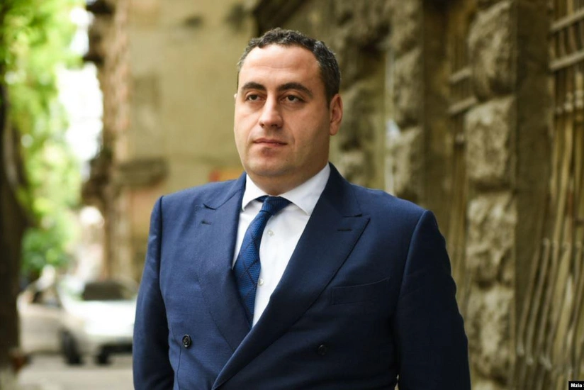 IfZm12bJEozLgrzTwE31Dg1v1y8HFHpG1hCmuHgb_825