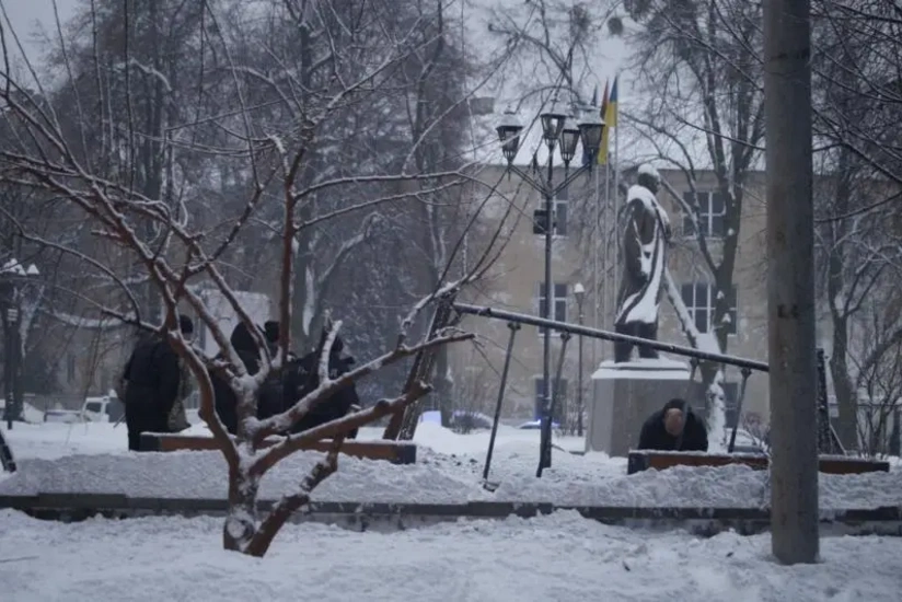 MltYjniOHrxUfbHFJQpYipcXmXyQD860k0UOqeIM_825