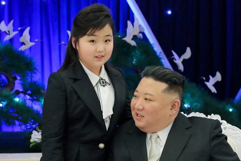 Td2VGMz3E5dWKhx4KyjggISVMPvfH8ZqbWW7mCMv_825