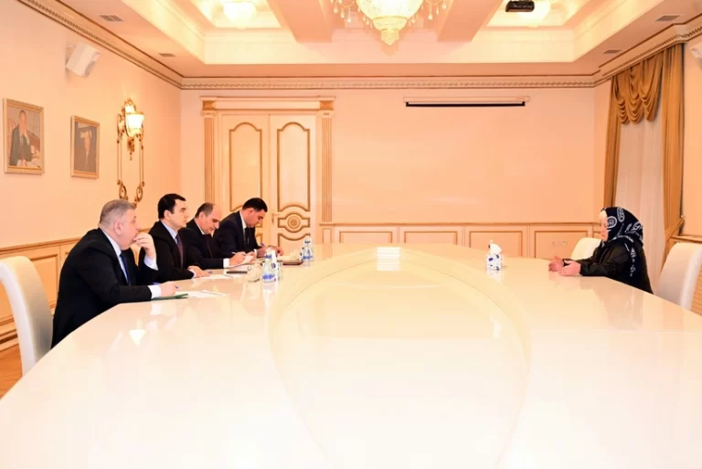 VKgnozqZYip6Ylfpi5L4IwuldANeuGPorTncptyR_825