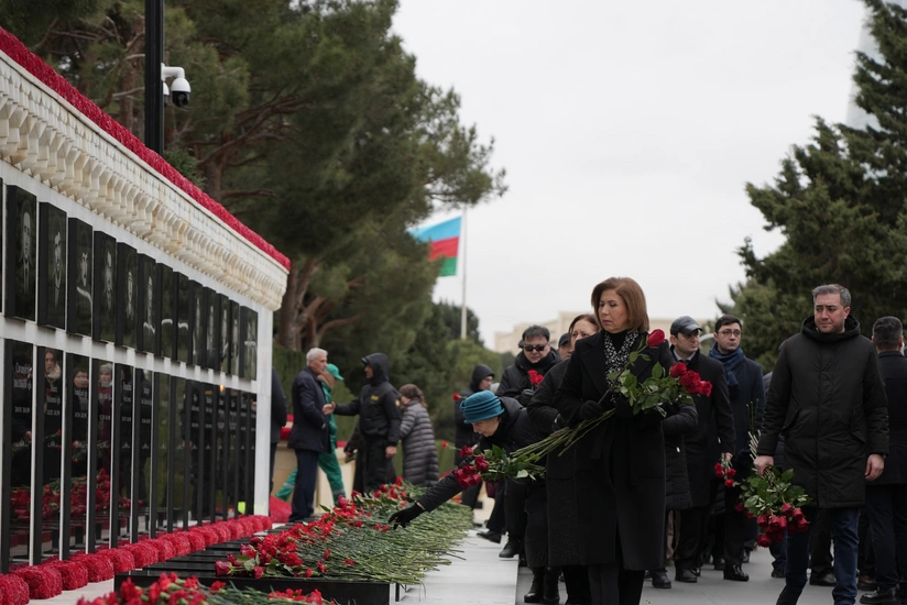 YAybTbXJSBw1oPeLcNCKuznU6CZav2hbYXFvgJM4_825