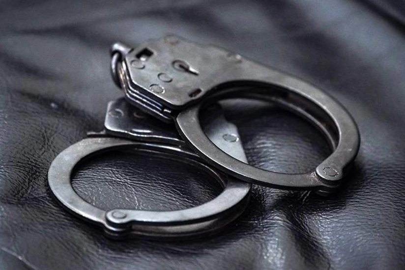 acd4041d-fce7-3614-a47e-76e676c878fb_825 (1)