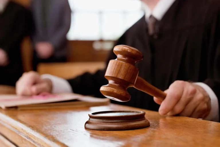 b42f69e6-9711-3131-adcf-a8629853e3d6_825