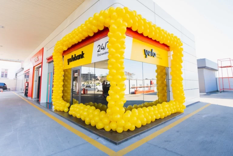 beb62d61-d528-3bdd-b587-b689d5d276d3_825