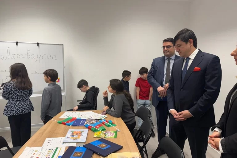 cLritwd2UdMewx28pewPSOkWTIYXL2F3z9IIP1PV_825