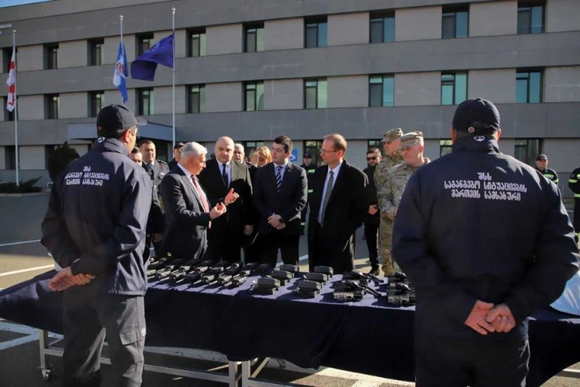 dEil0tRdvS6YXlzTm9IsuLSmgTSZBQGmGwZqvqD1_825