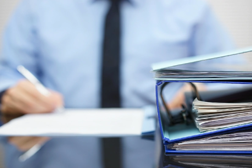 da2ad586-3548-34e3-9e10-15ec7bfeac22_825