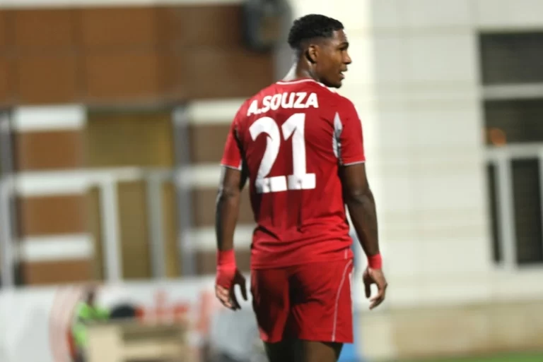 hUj1S2d8bZfkAPQi3O0mpdrdTPhMm9brWkx15HIW_825